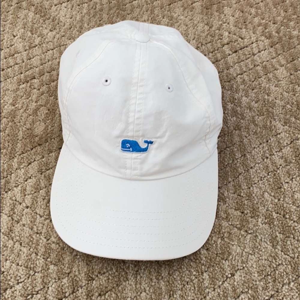 vineyard vine hat